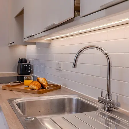 Garden I Two Bedroom I Two Bathroom I Slp 6 Guests Brighton Exterior photo